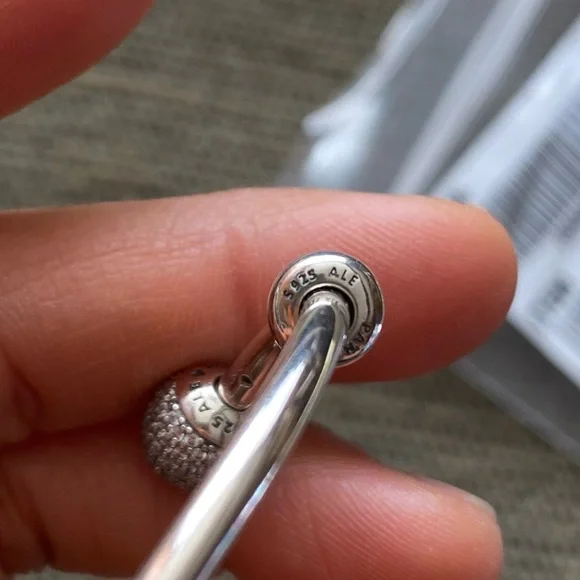 NWT Pandora Charm Carrier Moments SilverPave Bangle Bracelet w/ 2 Stoppers Sz 1